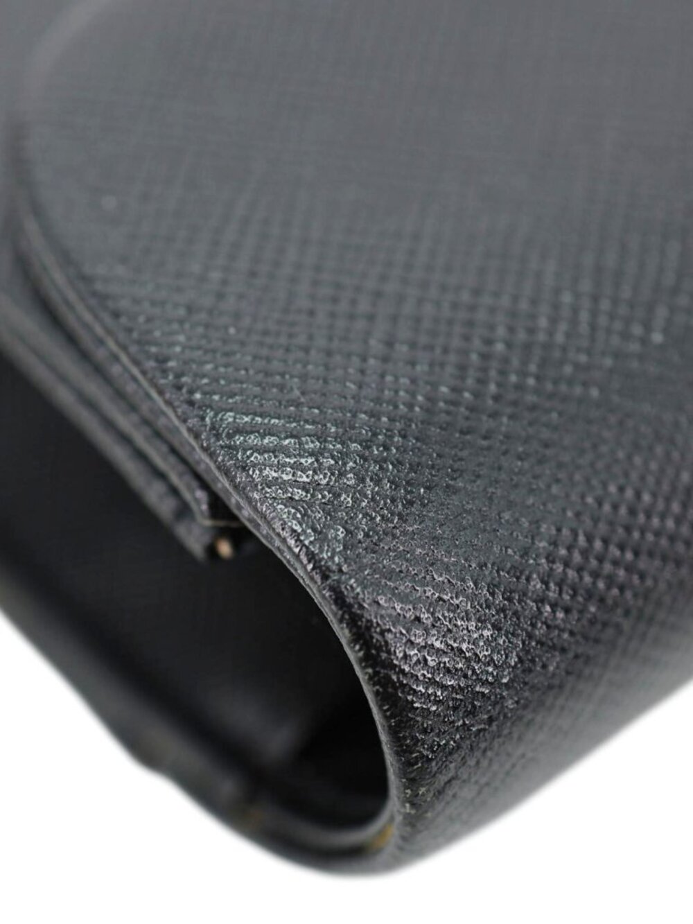 Yves Saint Laurent Saffiano Leather Clutch Black - Picture 4 of 11